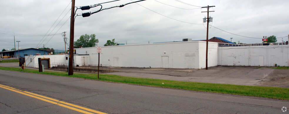 1020 Center St, Horseheads, NY for lease - Building Photo - Image 3 of 4