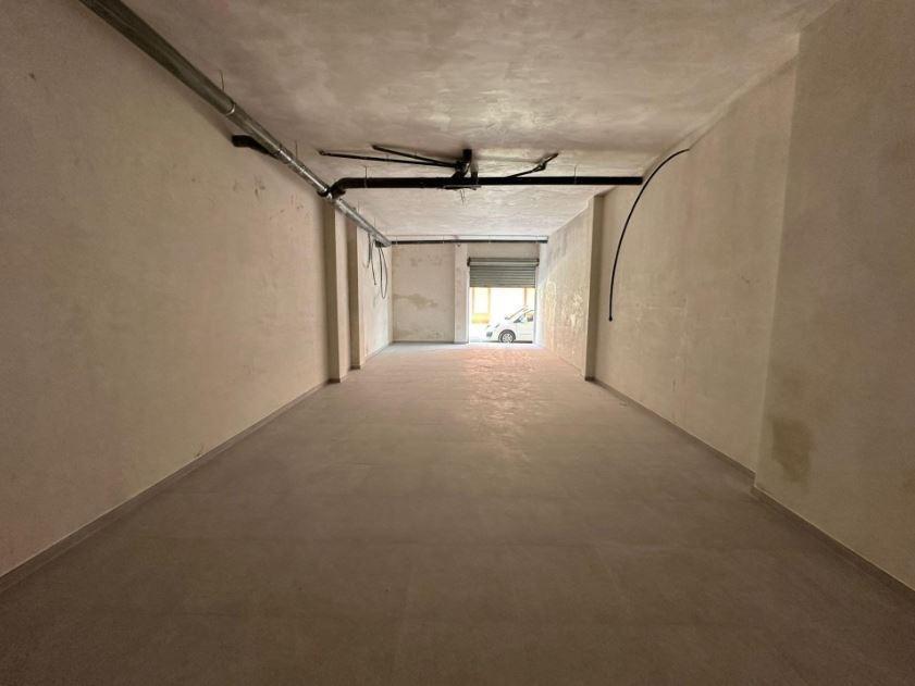 Retail in Alzira for sale Building Photo- Image 1 of 5