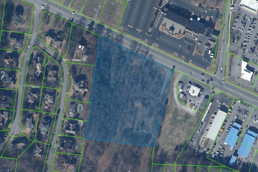 1716 W Main St, Lebanon, TN for sale - Building Photo - Image 1 of 5