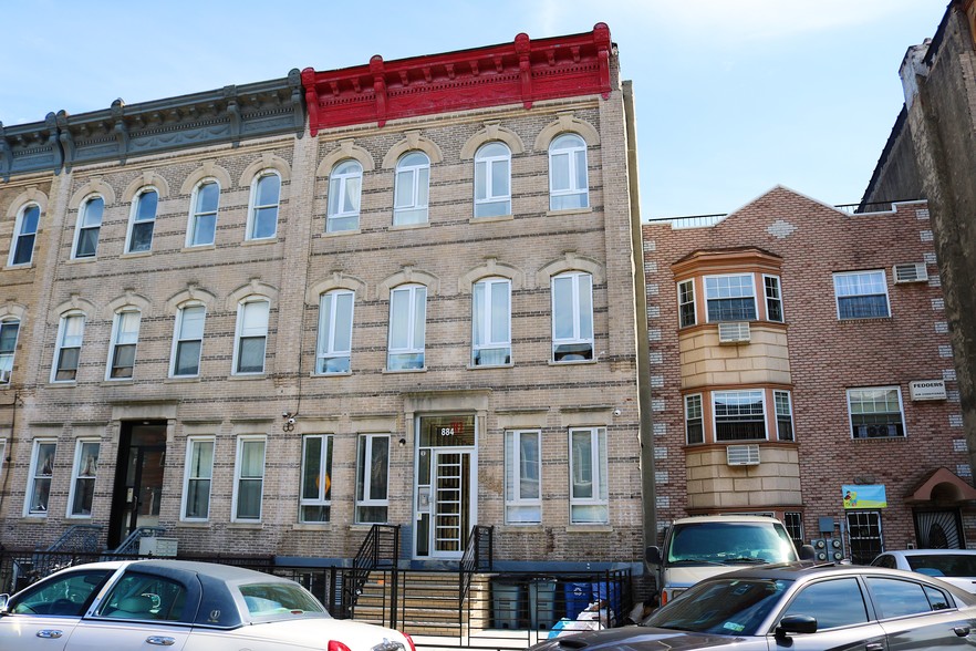 884 Jefferson Ave, Brooklyn, NY for sale - Building Photo - Image 1 of 1