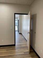 183 Crossing, Lockhart, TX for lease Interior Photo- Image 2 of 17