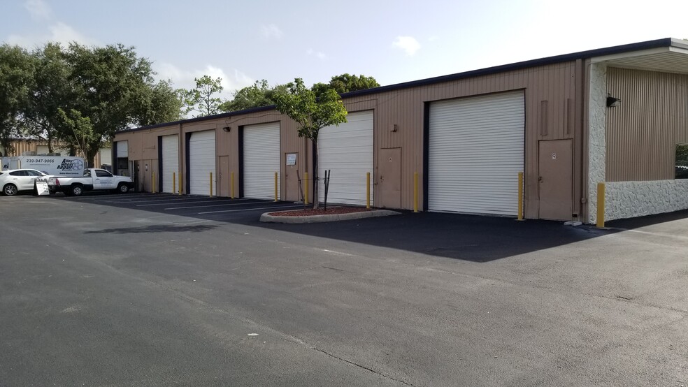 3437 Westview Dr, Naples, FL for sale - Building Photo - Image 1 of 1