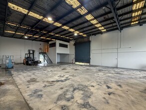 52 Barry Rd, New Gisborne for lease Interior Photo- Image 1 of 7