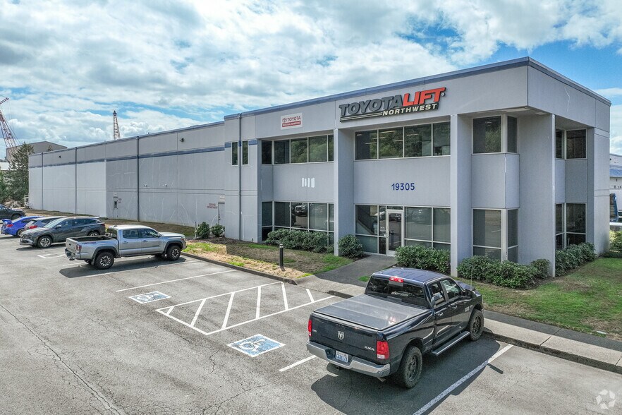 19305-19309 70th Ave S, Kent, WA for lease - Building Photo - Image 2 of 11