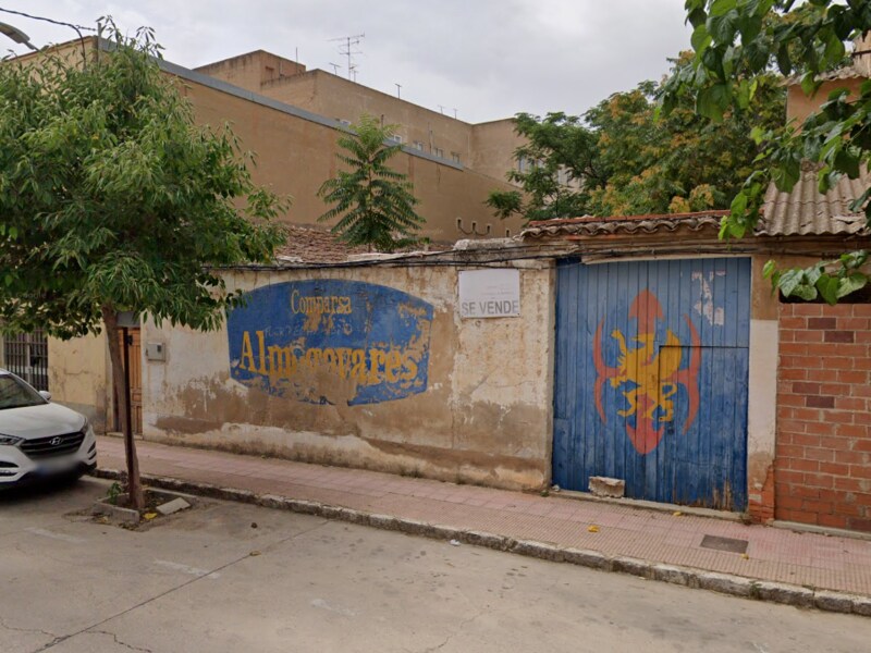 Calle de Mendizábal, Almansa, Albacete for sale Building Photo- Image 1 of 4