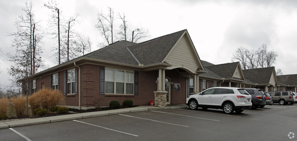 8231 Cornell Rd, Cincinnati, OH for sale - Building Photo - Image 1 of 14