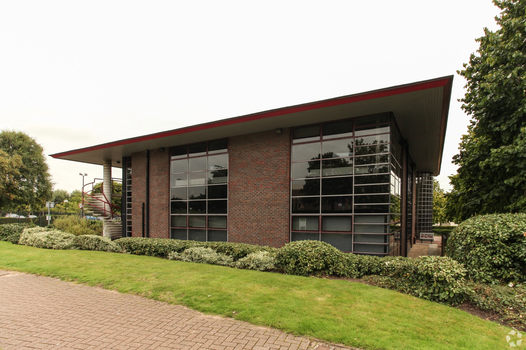 Park Ave, Almondsbury for sale Building Photo- Image 1 of 1