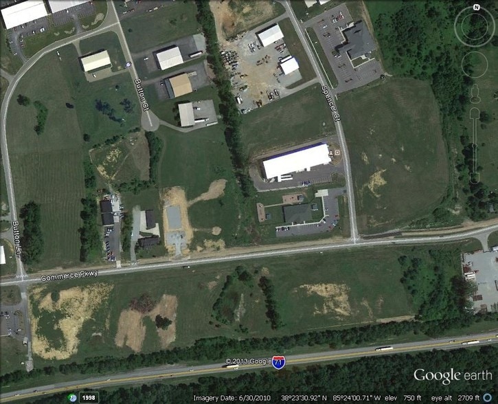 2243 Commerce Pky, Lagrange, KY for sale - Primary Photo - Image 1 of 1