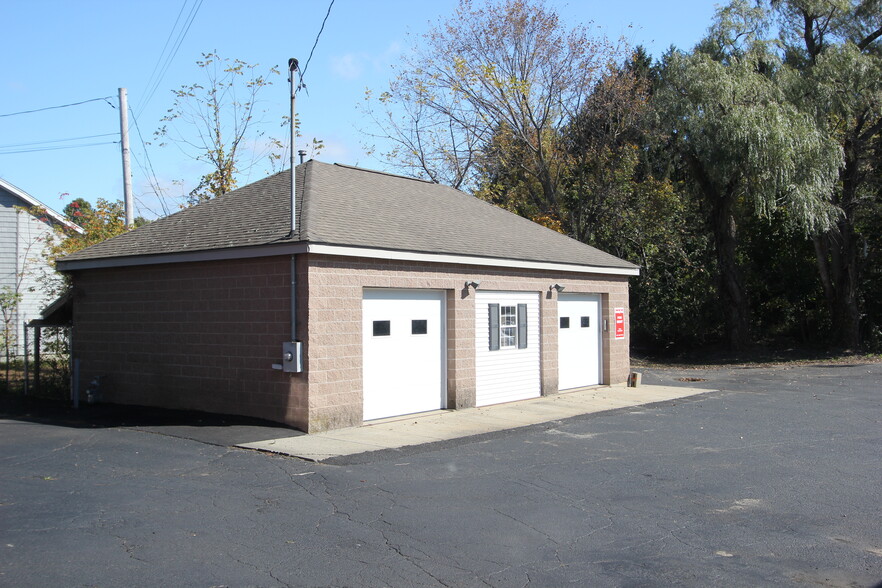 326 Union St, Franklin, MA for lease - Building Photo - Image 2 of 5