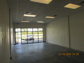 19970-19976 S Tamiami Trl, Estero, FL for lease Interior Photo- Image 2 of 5