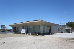 Carbondale Il Self Storage Facilities For Loopnet Com 1308 W Main St Carbondale Il