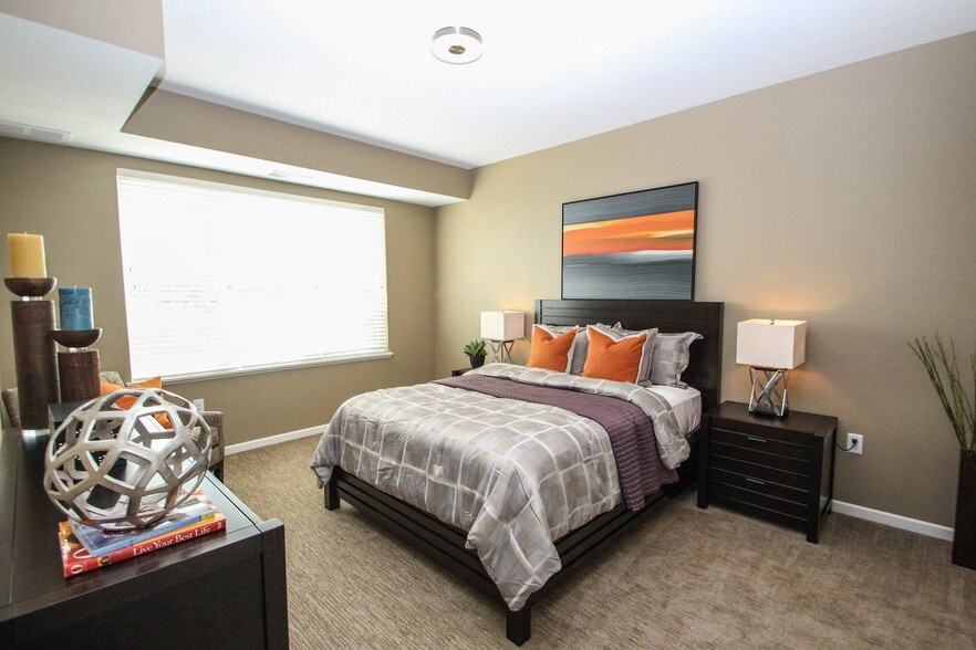 3825 Cedar Grove Pky, Eagan, MN for lease - Interior Photo - Image 2 of 10