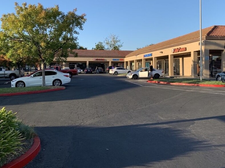 3901 Madison Ave, North Highlands, CA for lease - Building Photo - Image 1 of 15