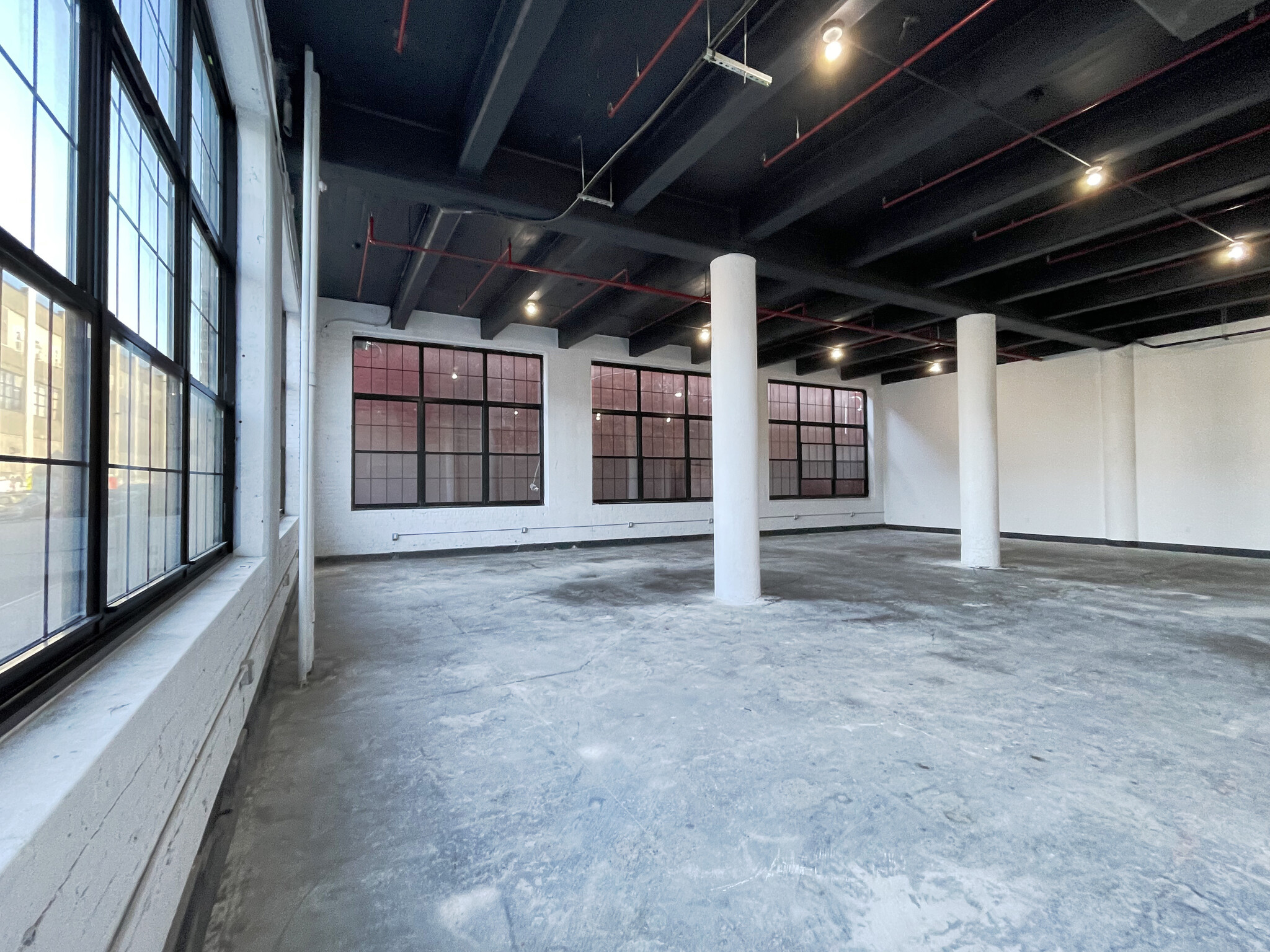 538 Johnson Ave, Brooklyn, NY 11237 - Flex for Lease | LoopNet