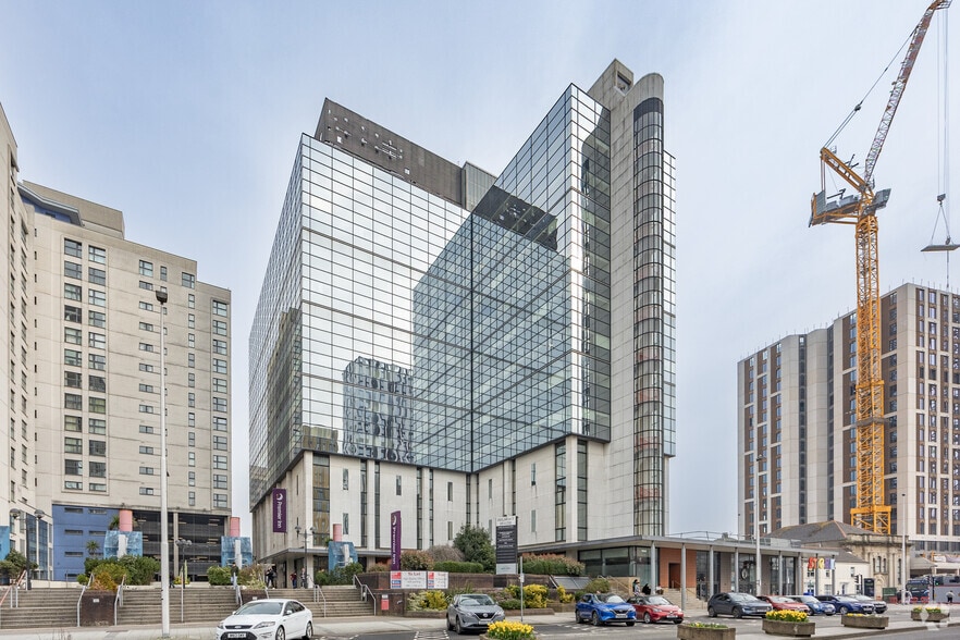 Churchill Way, Cardiff for lease - Primary Photo - Image 1 of 4