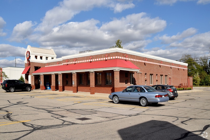 1204 N Barron St, Eaton, OH for sale - Building Photo - Image 2 of 4