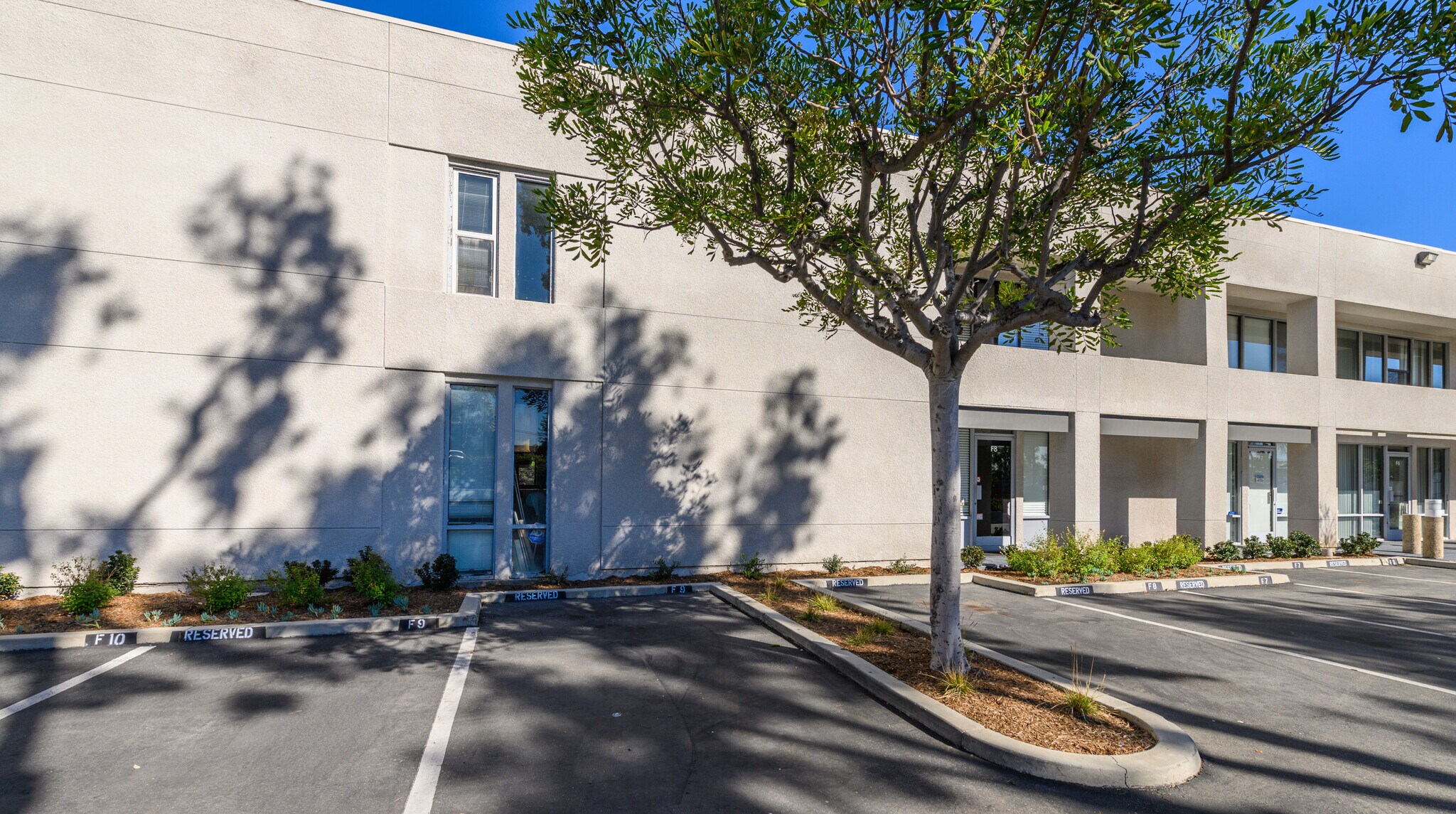 Flex in Costa Mesa, CA for sale Primary Photo- Image 1 of 1