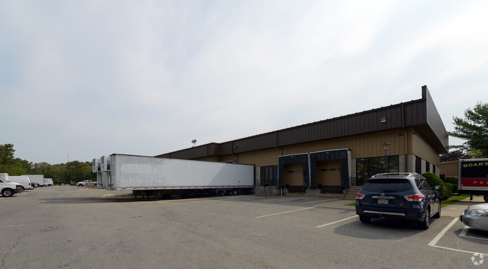 21 Fruean Way, South Yarmouth, MA for sale - Building Photo - Image 2 of 20