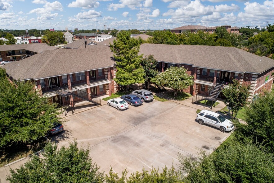 1521 Bagby Ave, Waco, TX for sale - Building Photo - Image 1 of 1