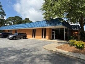 510 Plaza Blvd, Kinston NC - Parking Garage