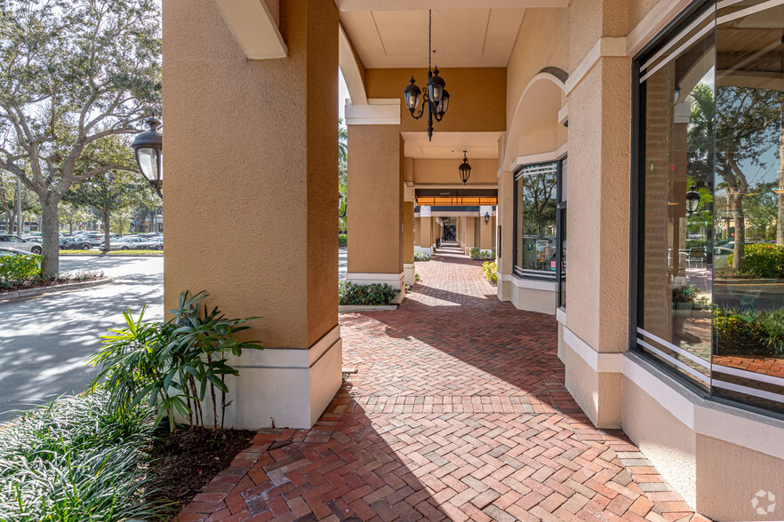 3003-3013 Yamato Rd, Boca Raton, FL for lease - Building Photo - Image 2 of 7