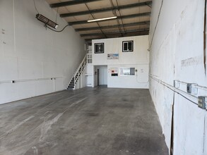 1425 Alabama St, Longview, WA for lease Interior Photo- Image 2 of 2