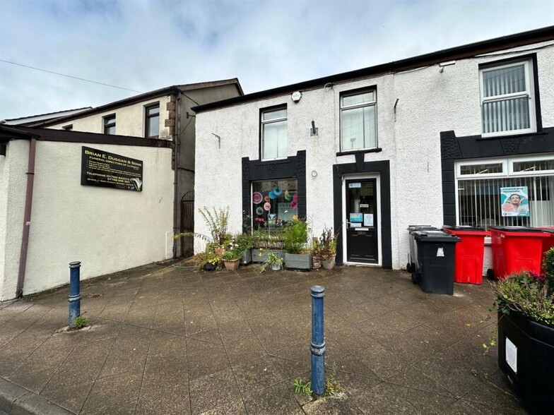 34 High St, Swansea for sale - Building Photo - Image 2 of 11