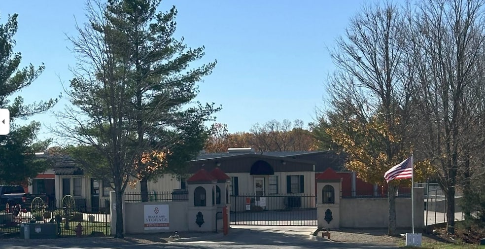 19199 MO-413, Branson West, MO for lease - Primary Photo - Image 1 of 3