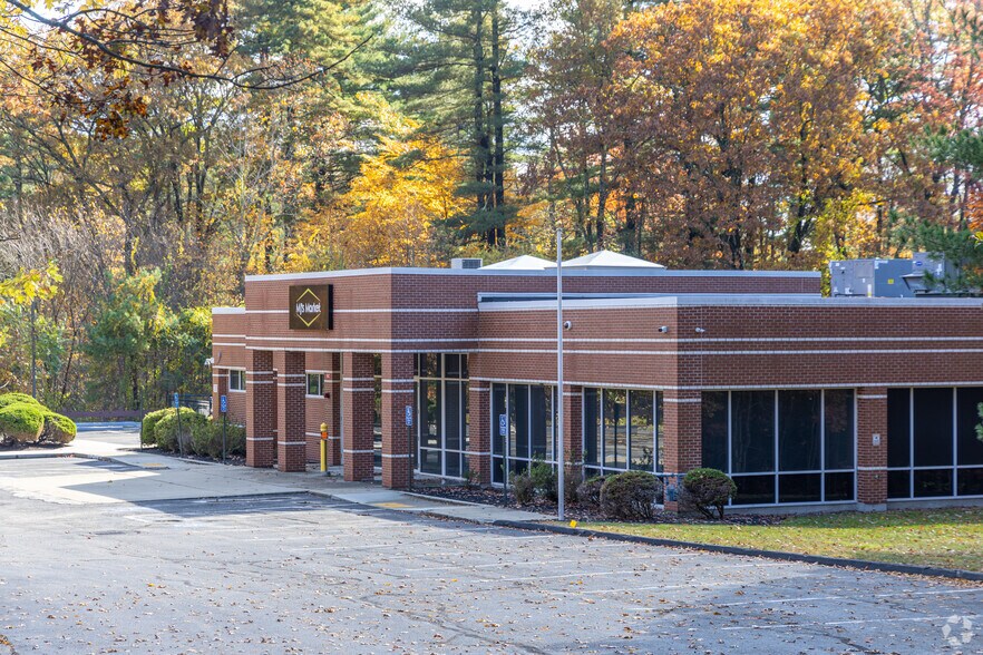 13 Centennial Dr, North Grafton, MA for sale - Primary Photo - Image 1 of 1