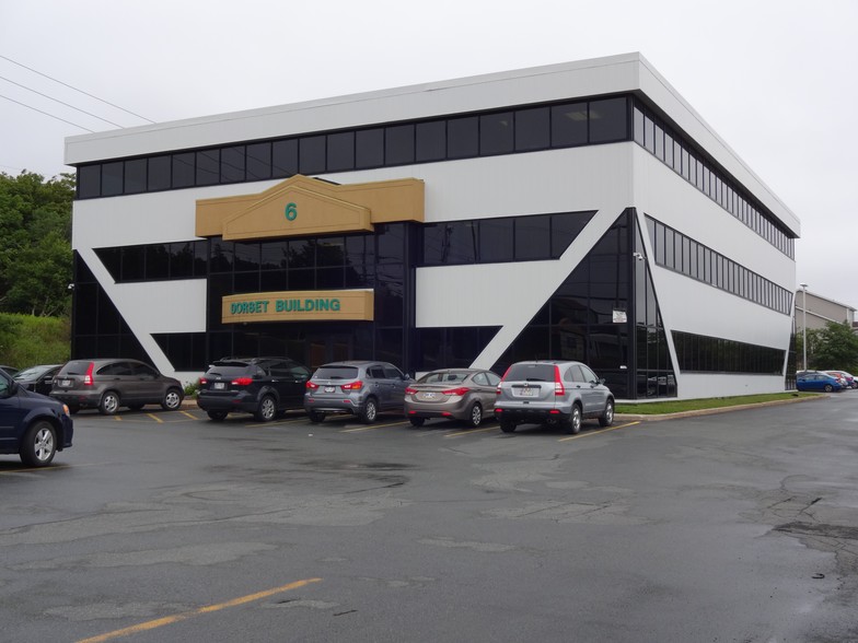 6 Mount Carson Ave, Mt Pearl, NL for lease - Primary Photo - Image 1 of 1