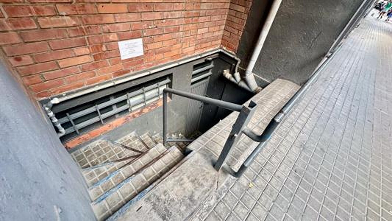 Multifamily in Barcelona, Barcelona for sale Building Photo- Image 1 of 1