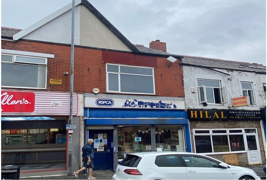 298 Chorley Old Rd, Bolton, LAN BL1 4JU
