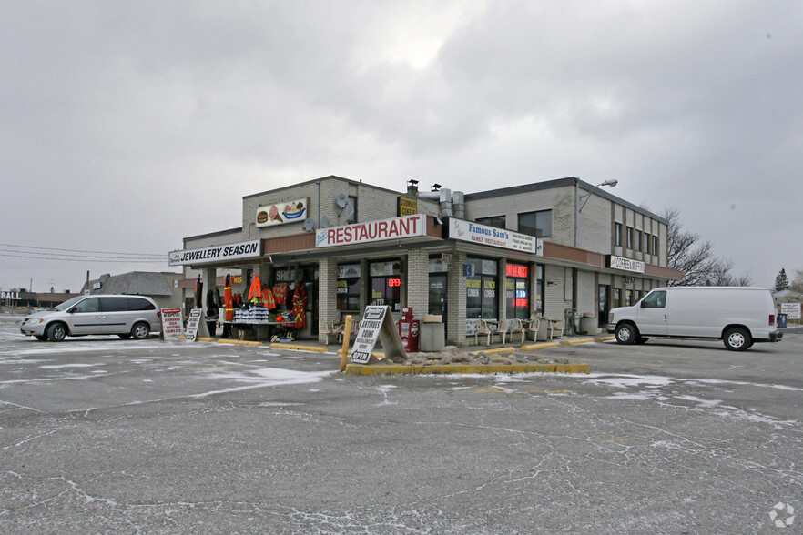 12275 Woodbine Ave, Whitchurch-Stouffville, ON for lease - Building Photo - Image 2 of 2