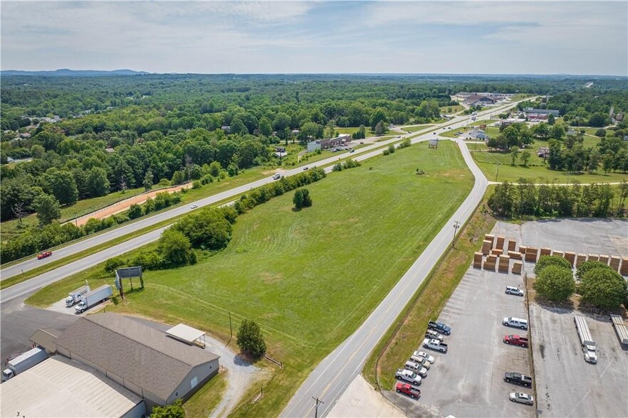 3311 Hickory Blvd, Hudson, NC for sale - Aerial - Image 2 of 5