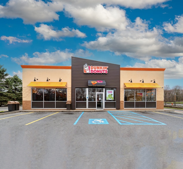 2095 State Route 208 E, Montgomery, NY for sale - Primary Photo - Image 1 of 1