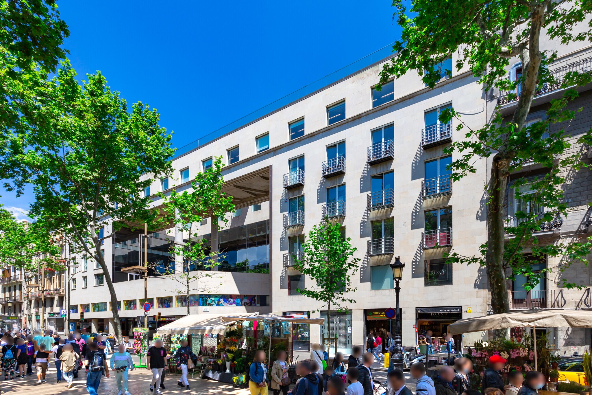 Retail in Barcelona, Barcelona for lease Floor Plan- Image 1 of 2