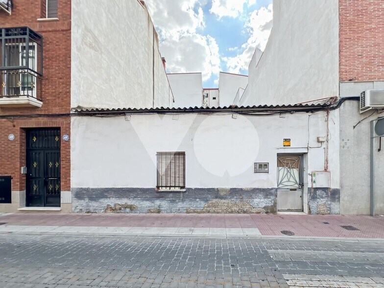 Multifamily in Torrejón de Ardoz, Madrid for sale - Primary Photo - Image 1 of 3