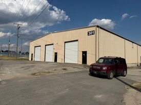 301 Miami St, West Columbia SC - Warehouse