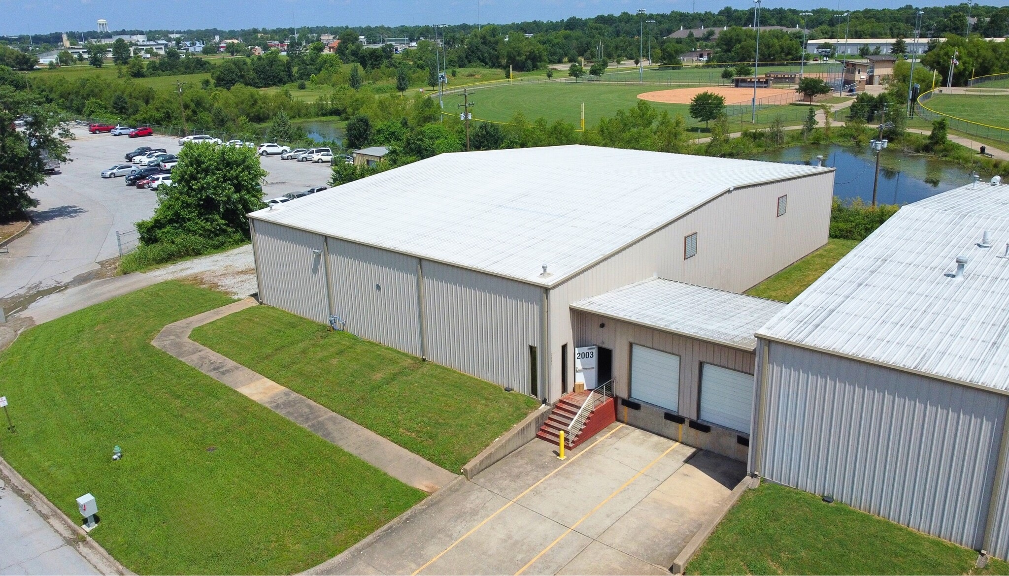 2003 Town West Dr, Rogers, AR for lease Building Photo- Image 1 of 12
