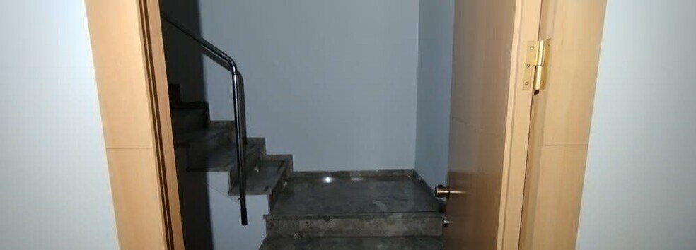 Carrer del Poeta Querol, 18, Oliva, Valencia for sale - Interior Photo - Image 3 of 14