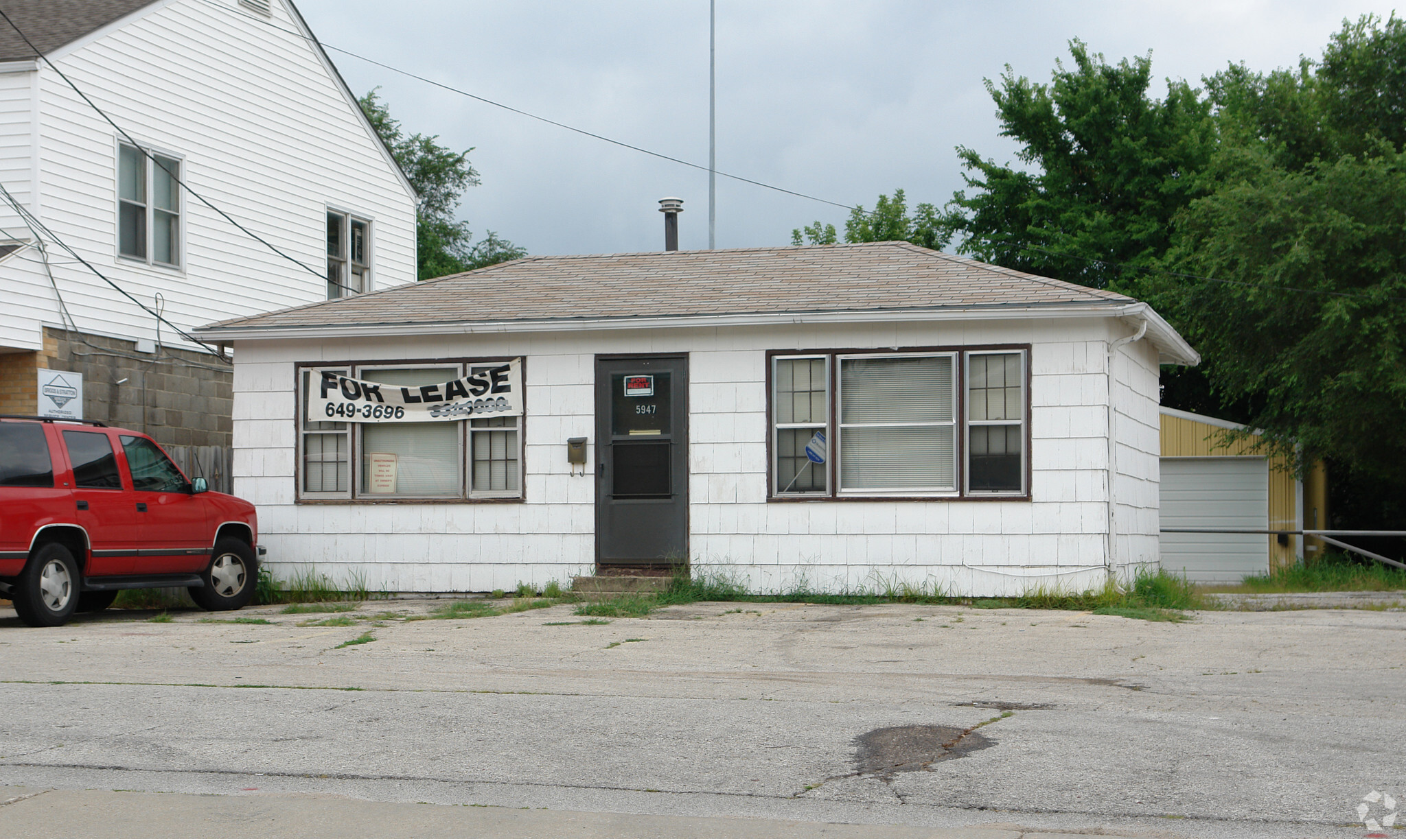 5947 Merriam Dr, Merriam, KS for sale Building Photo- Image 1 of 1