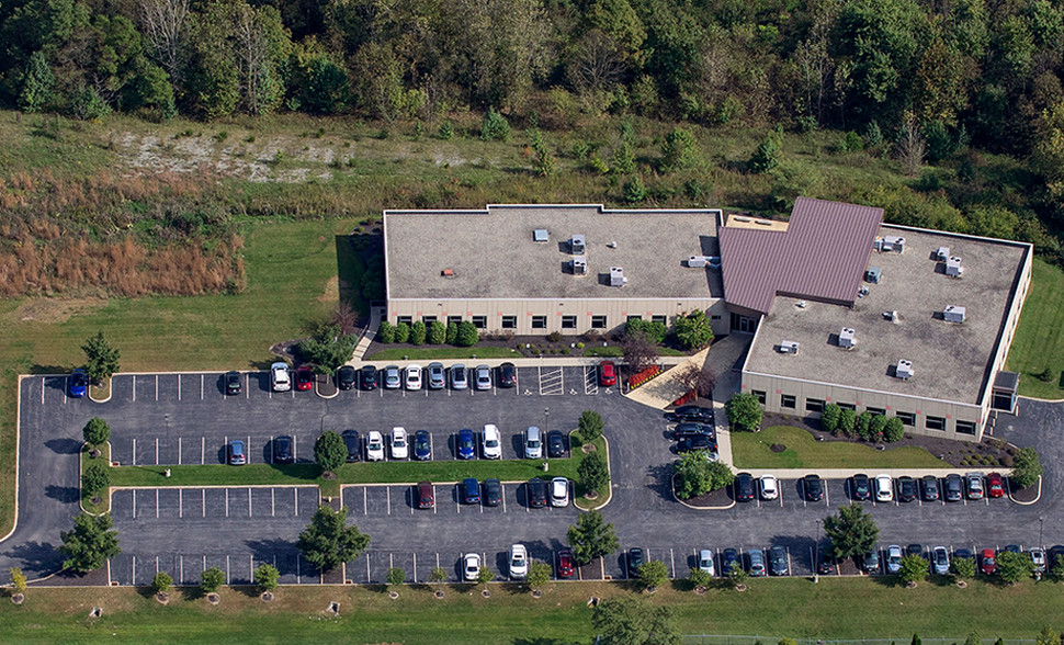 5053 Wooster Rd, Cincinnati, OH for lease - Aerial - Image 2 of 10