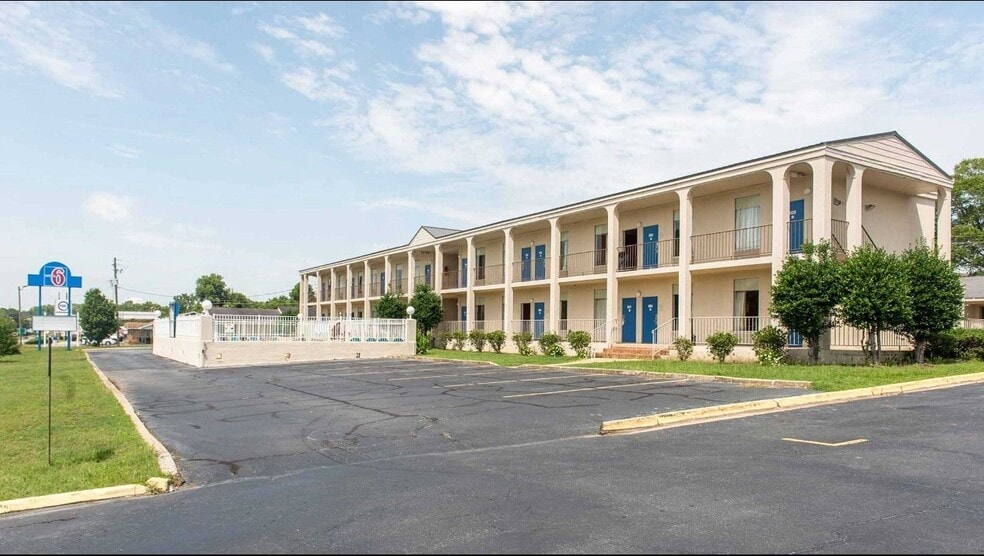 1007 S Martin Luther King Jr Blvd, Americus, GA for sale - Building Photo - Image 1 of 1