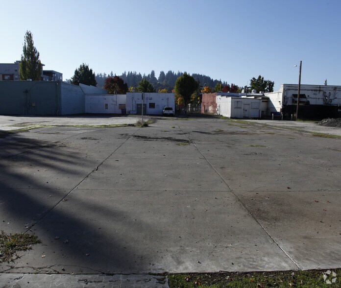 5th A St, Springfield, OR for lease - Building Photo - Image 3 of 3