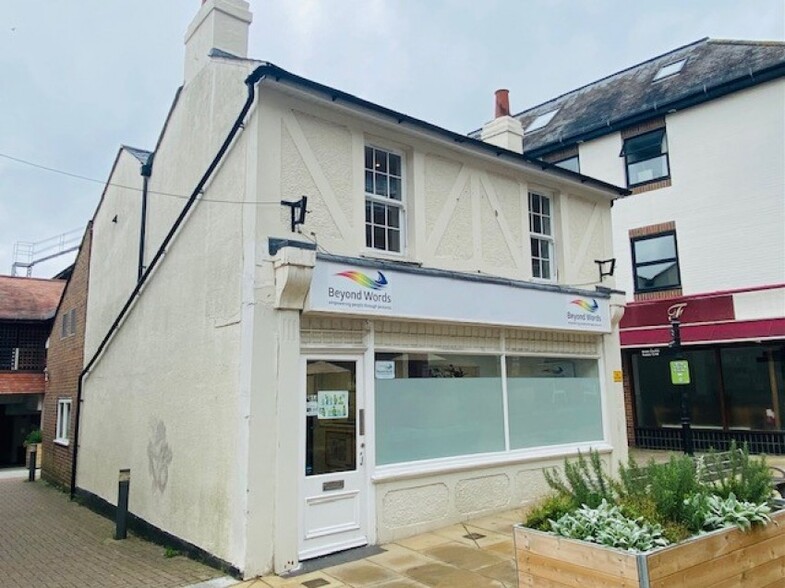 43 High St, Leatherhead for sale - Building Photo - Image 1 of 1