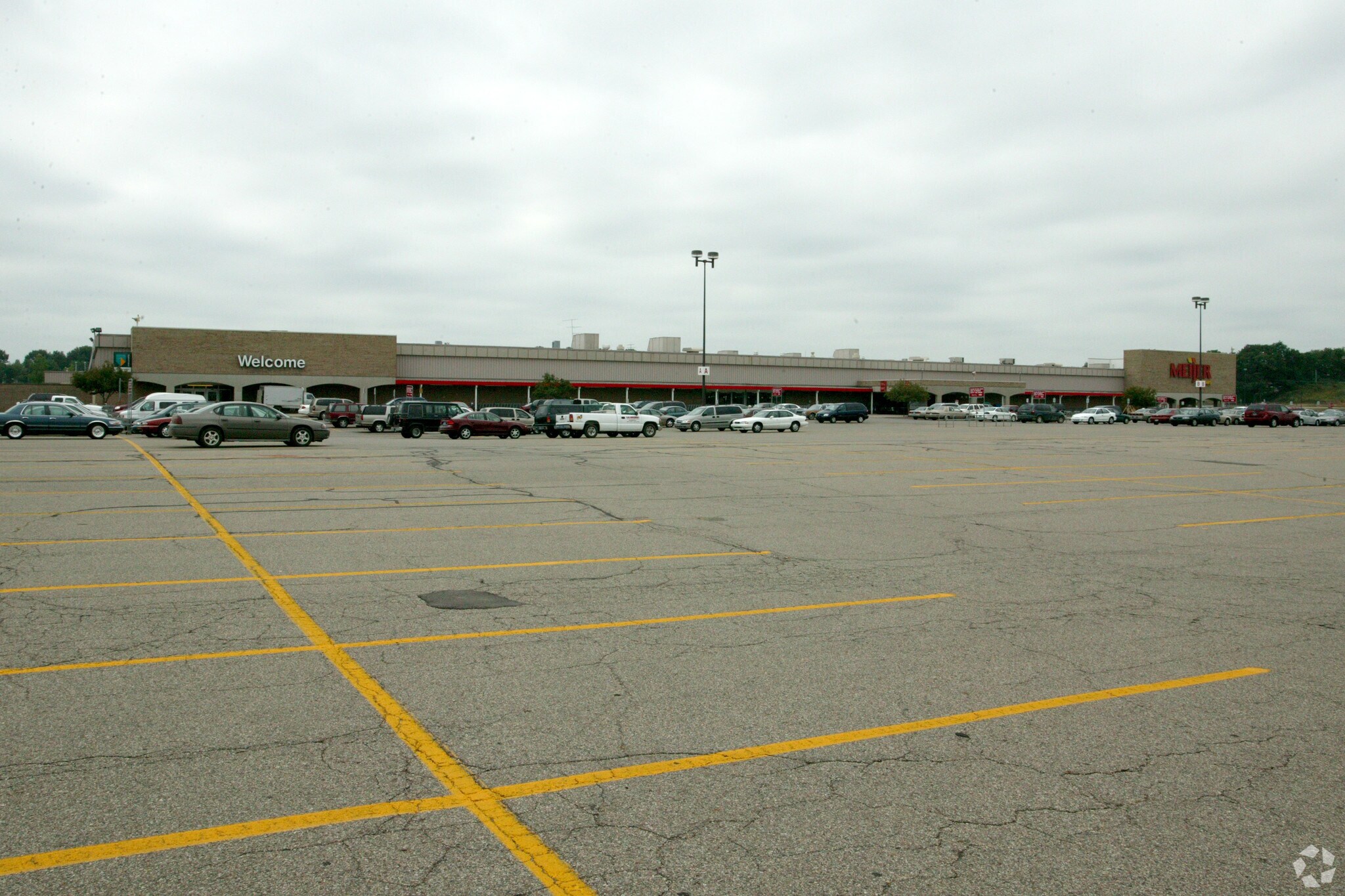 2191 W Columbia Ave, Battle Creek, MI for lease Primary Photo- Image 1 of 4