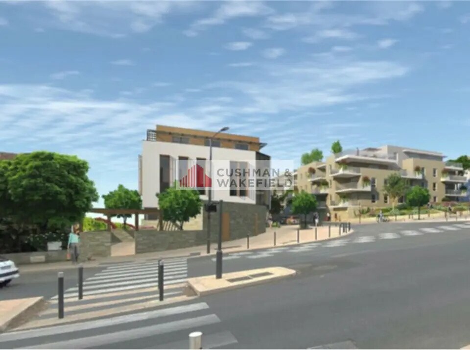 Office in Nîmes for sale Building Photo- Image 1 of 2