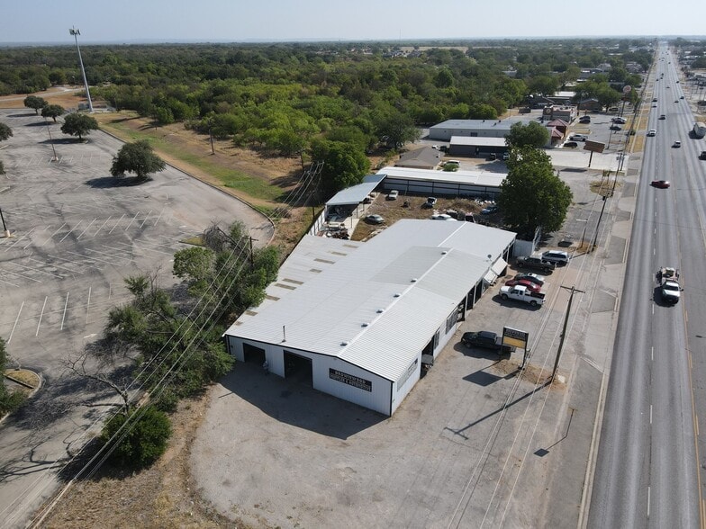 406 Early Blvd, Early, TX for sale - Building Photo - Image 1 of 1