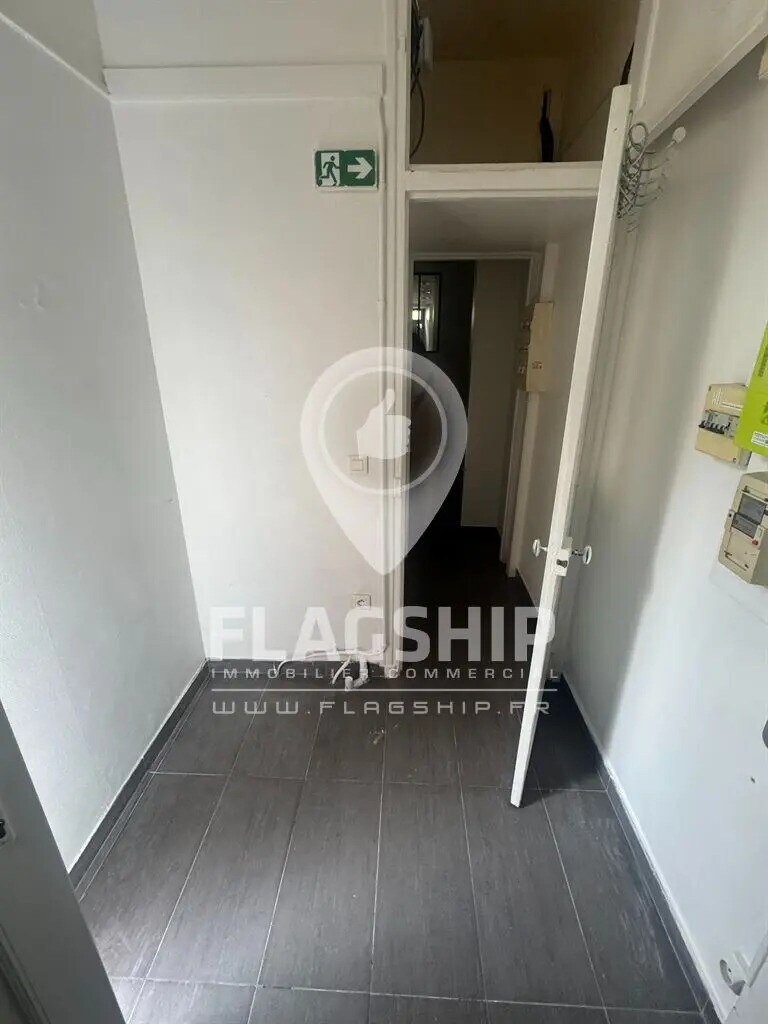 Location Commerce 42 m² - Photo 1