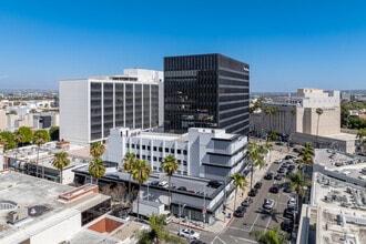 360 N Bedford Dr, Beverly Hills, CA - AERIAL  map view